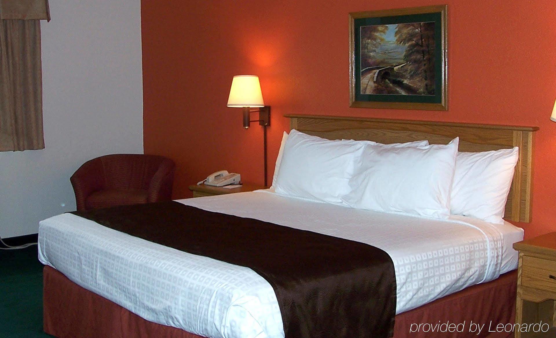 Americinn By Wyndham Garden City Bagian luar foto
